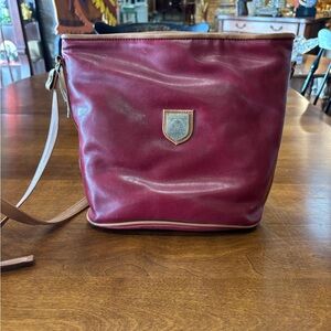 Chic Burgundy Crossbody Bag
